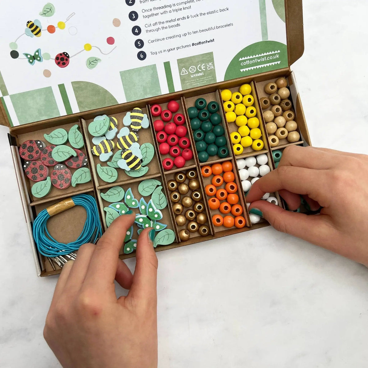 Kit de fabrication de bracelets Minibeast by Cotton Twist