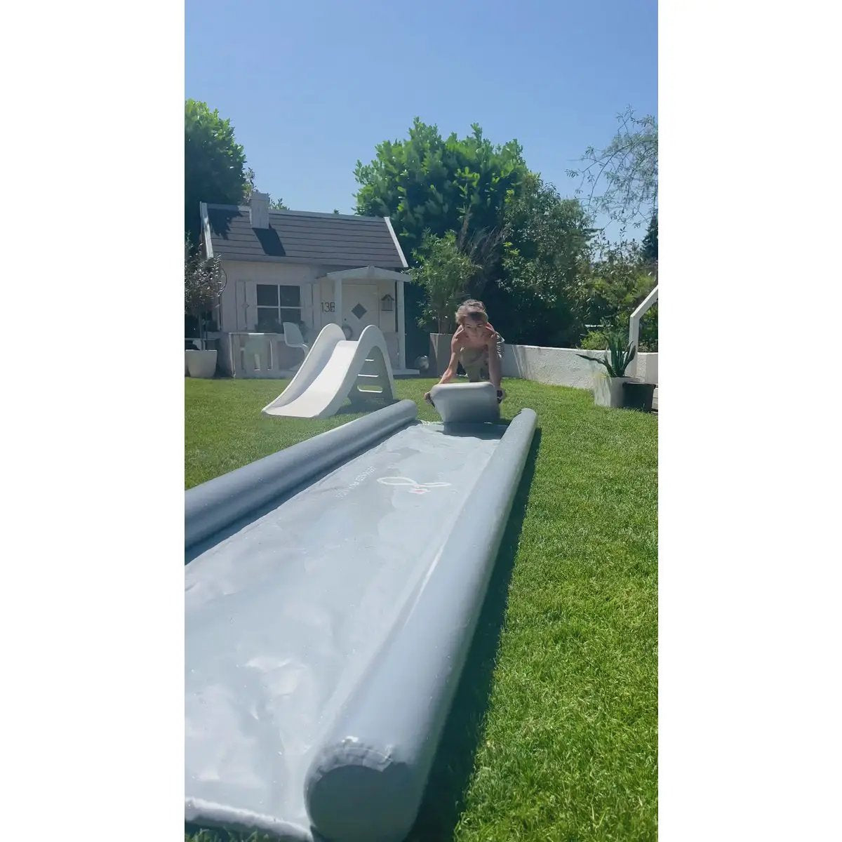 Slide Surf Way Glissoire Jardin Avec Film D Eau 5 Cm Pour Passionnés De Glisse Ludique by Jupiduu - Designed for Kids
