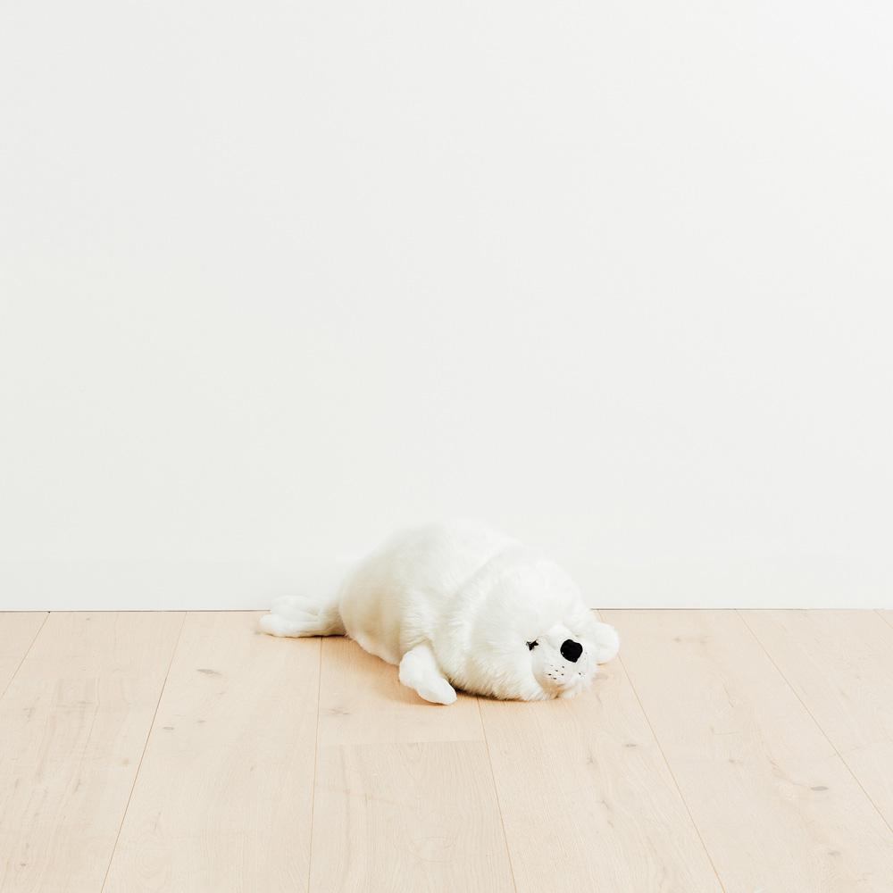 Ma peluche Phoque Arsène - La Pelucherie by La Pelucherie