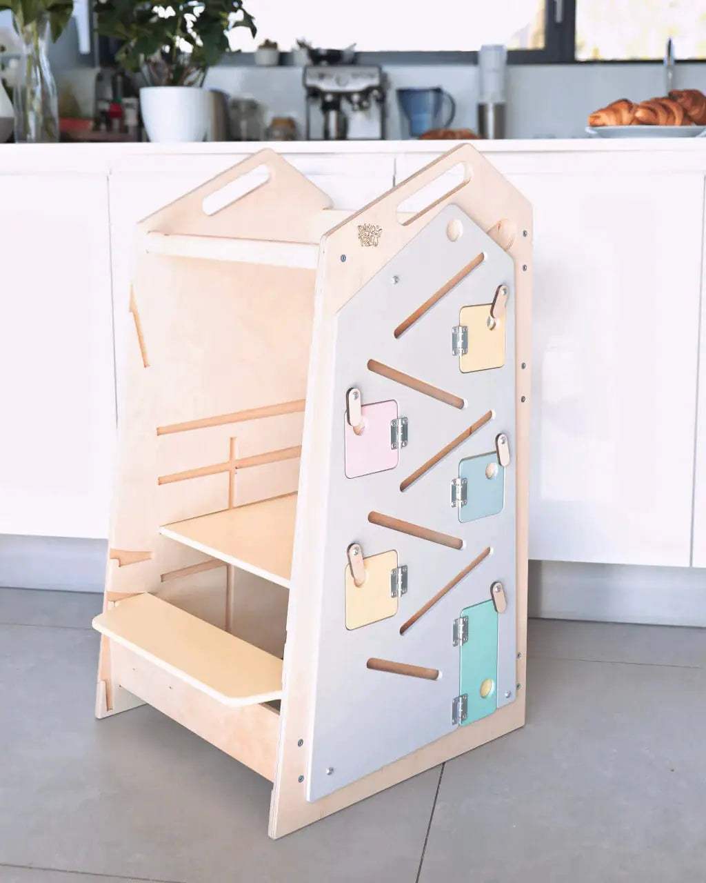 Tour d’Apprentissage Multifonctions 5 en 1 Play XL -Bois Brut (non verni), 18 à 24 mois - BusyKids by BusyKids