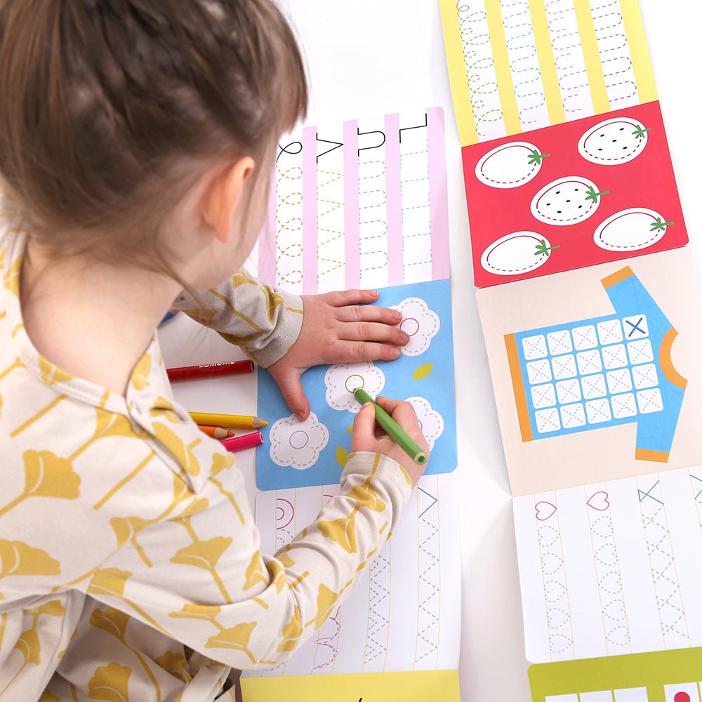 Livres de Coloriage Looong Prêts à Tracer - Lignes Intermédiaires - Banana Panda - myplayground