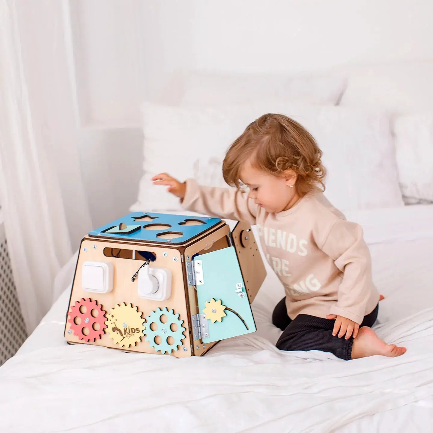 Coffre-fort - busy Board montessori, Bois Natura, 12 mois - BusyKids by BusyKids