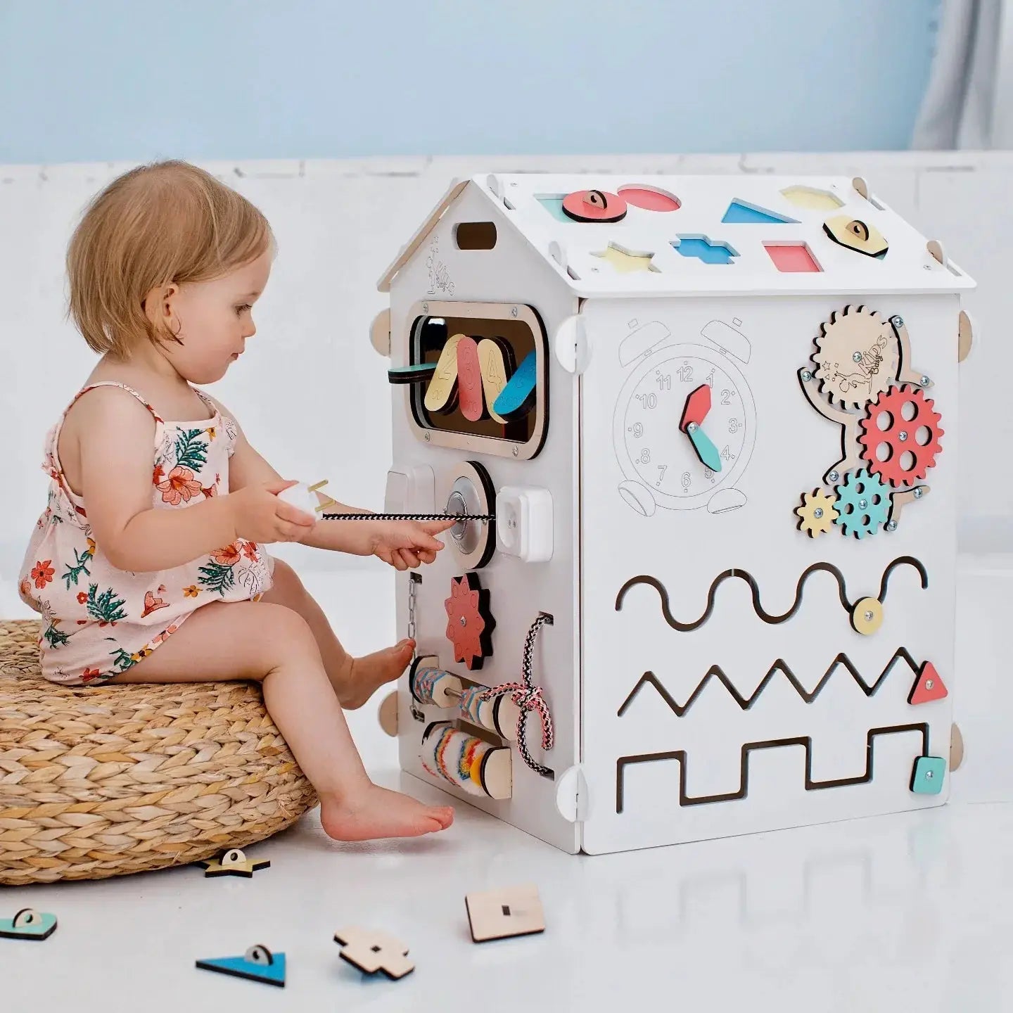 Maisonnette Éducative Blanche - Bois Natura, 12 à 18 mois, montessori - BusyKids by BusyKids