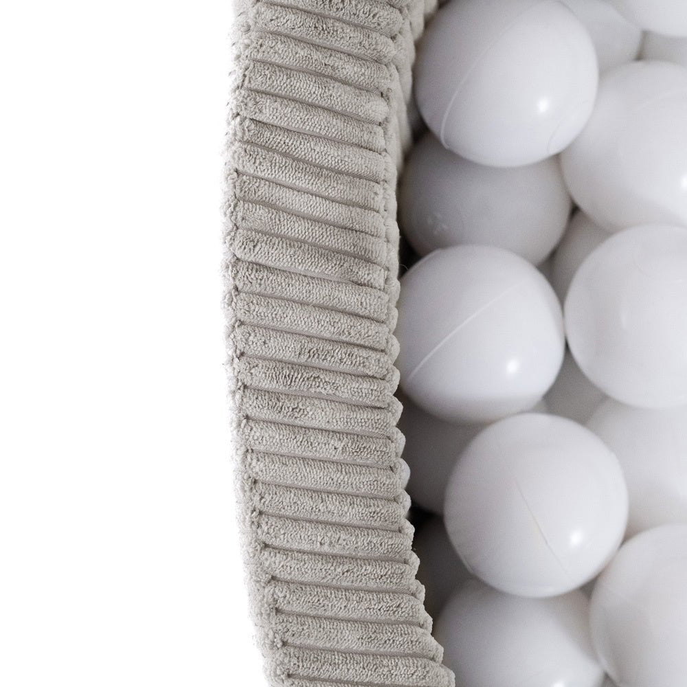 Piscine à balles - ronde 90x30 cm, beige velours côtelé (+ 200 boules perles, dorées, bleues ) – Plush Nest - myplayground