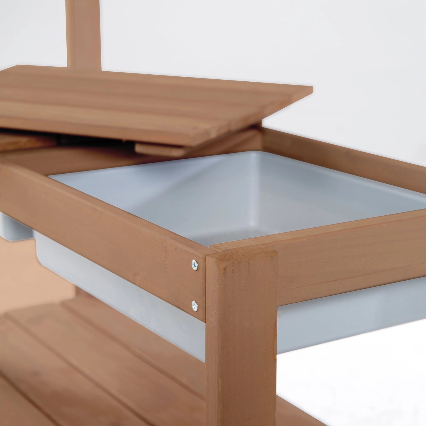 ROBA | Cuisine extérieure en terre battue, avec couvercle amovible. De 18 mois à 8 ans. - myplayground