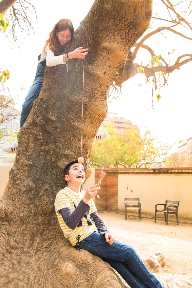 Me&Mine | Yoyo en bois - Jouet pour enfants. De 6 à 12 ans. by Me&Mine
