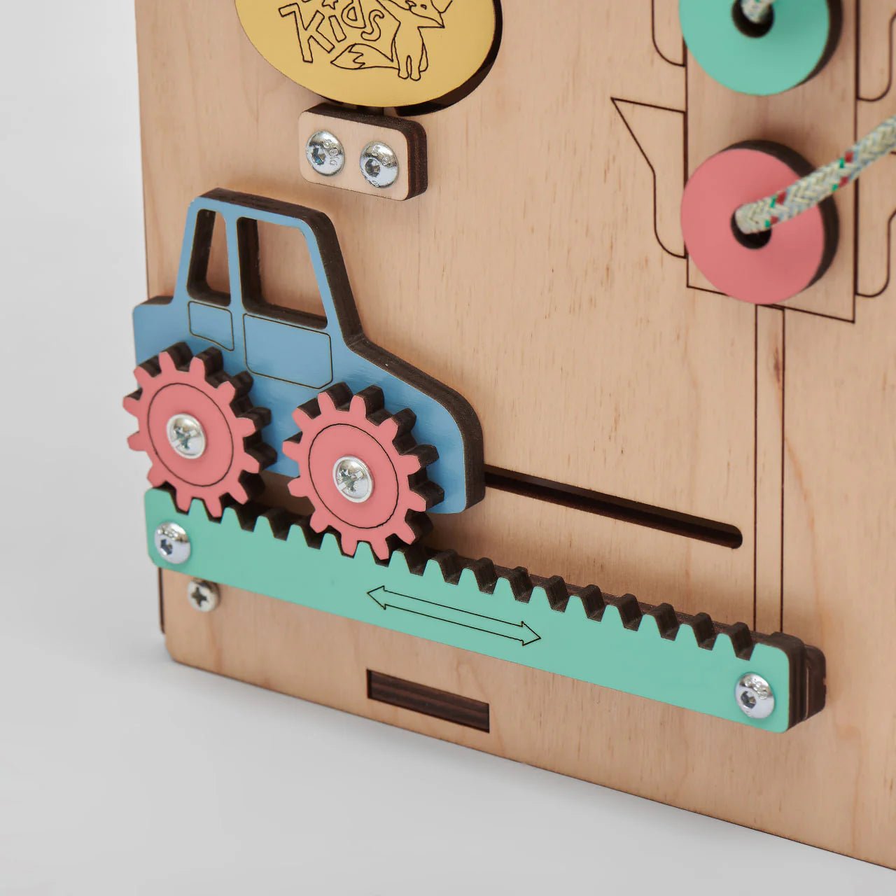 Busy Board Maisonnette Éducative - Bois Mini, 12 à 18 mois - BusyKids - myplayground