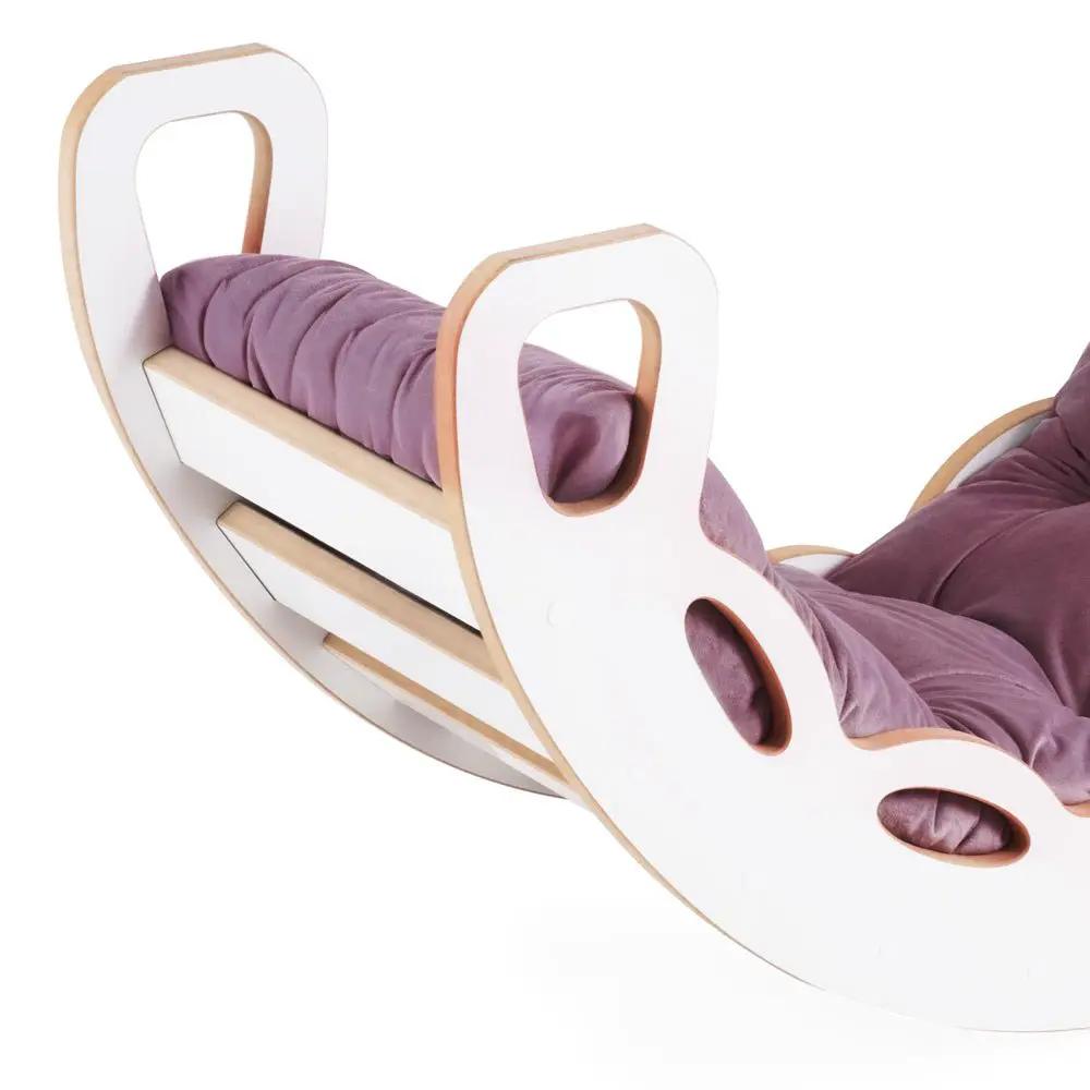 Bascule 4 en 1 - bois blanc, avec mur dâescalade, toboggan et coussin en velours lilas, motricitĂ© - Plush nest by Misioo