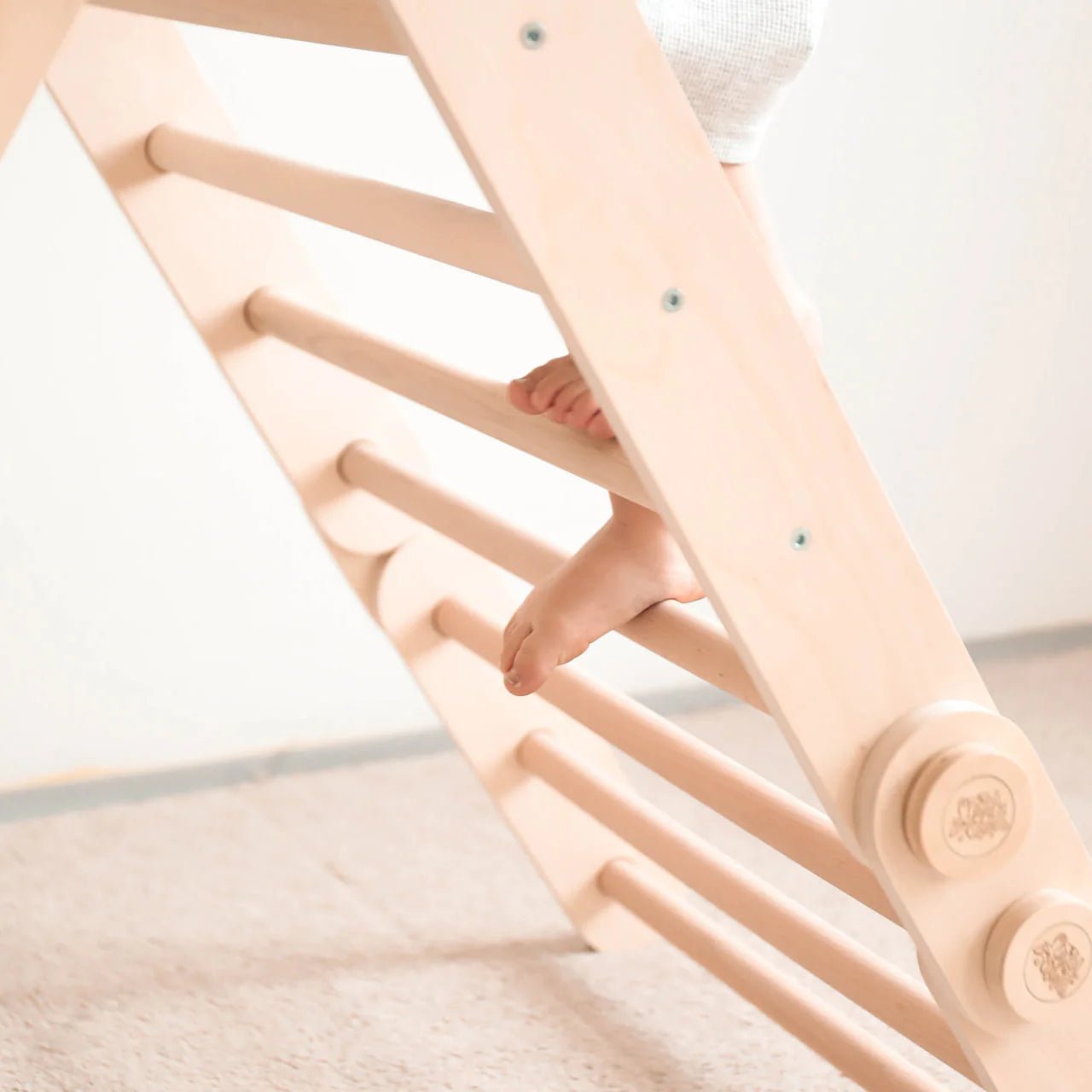 Ensemble d’escalade (set S) - bois brut (non verni), 18 à 24 mois - BusyKids by BusyKids