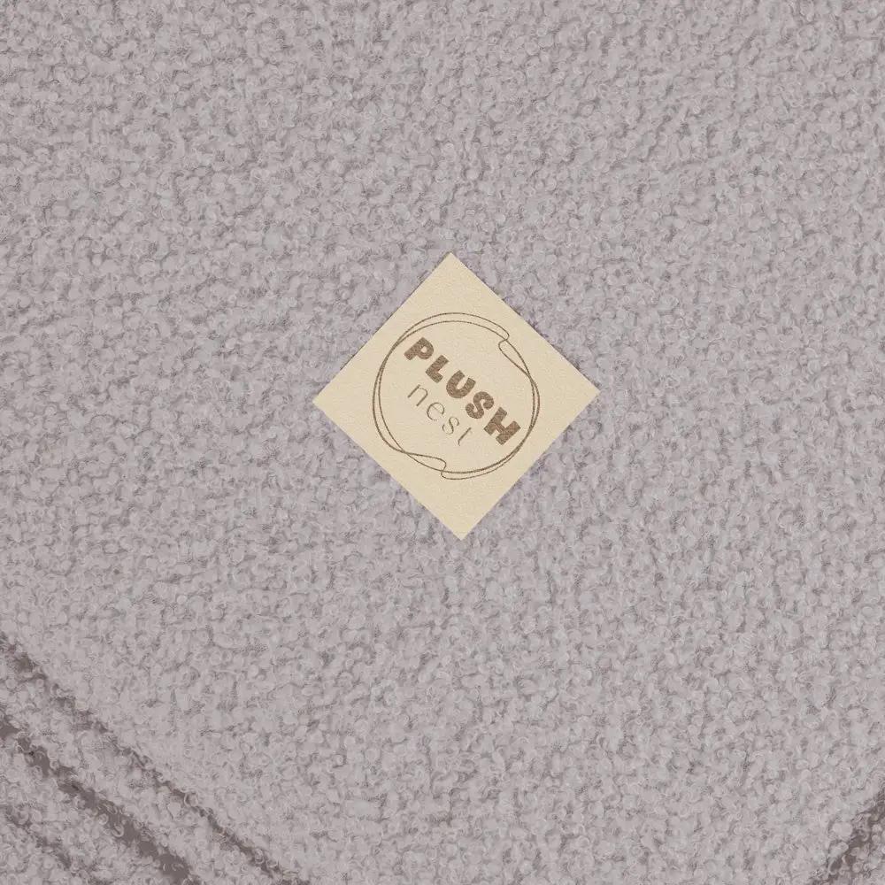 Chaise longue enfant, 150x60x25 cm, agneau gris - Plush Nest by Misioo