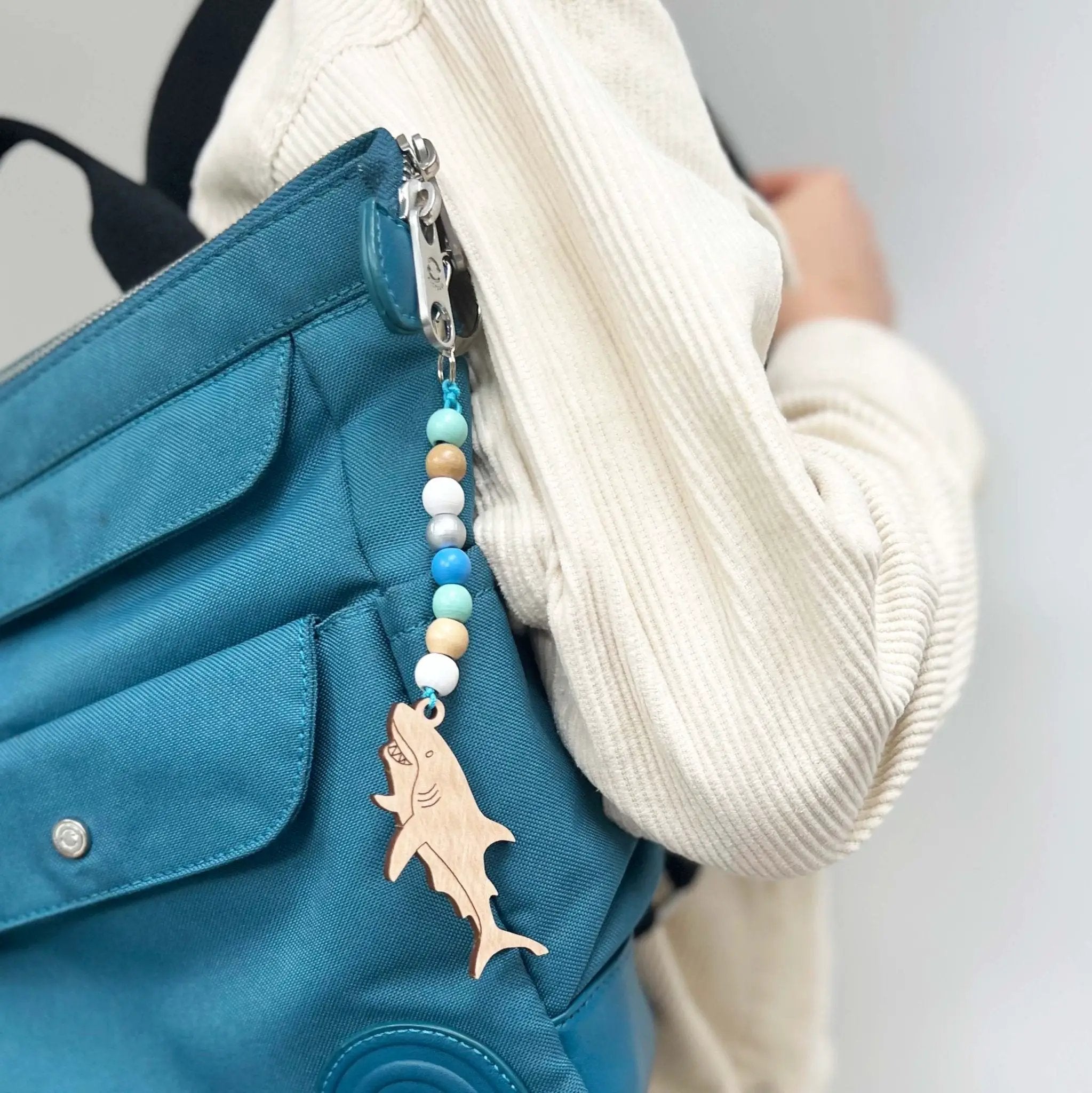 Créez votre propre kit de porte-clés en forme de requin by Cotton Twist