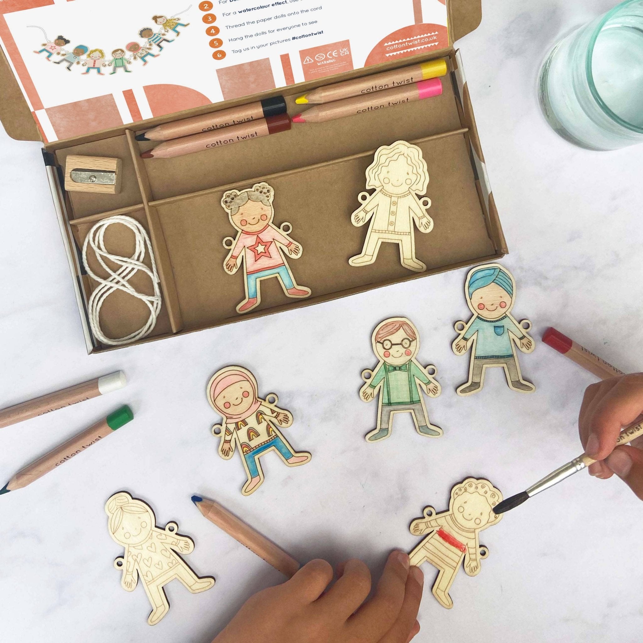 Kit de bricolage « Poupées en papier » en bois - myplayground