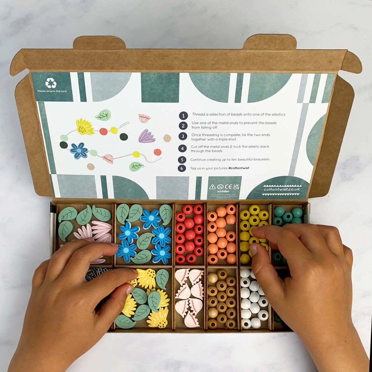 Kit de fabrication de bracelets de fleurs sauvages by Cotton Twist