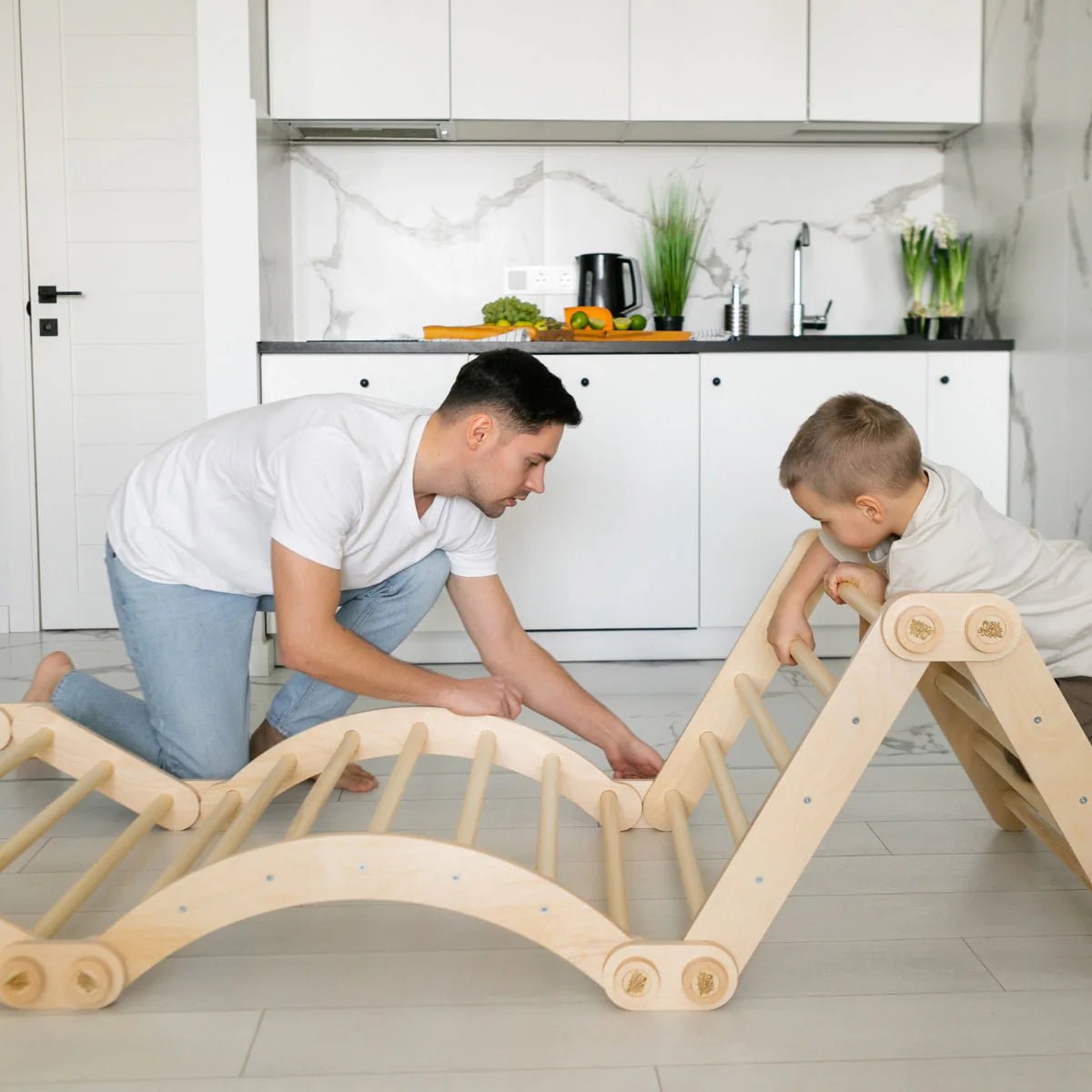 Ensemble d’escalade inclinable (set L avec Rocker) - bois brut (non verni), 18 à 24 mois - BusyKids - myplayground