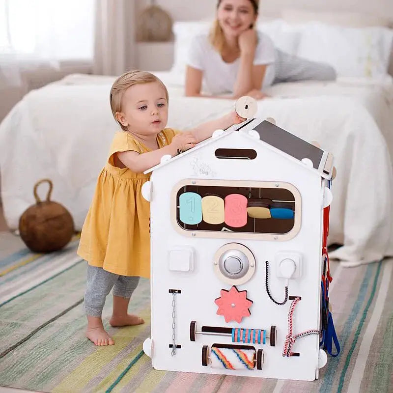 Maisonnette Éducative Blanche - Bois Natura, 12 à 18 mois, montessori - BusyKids by BusyKids
