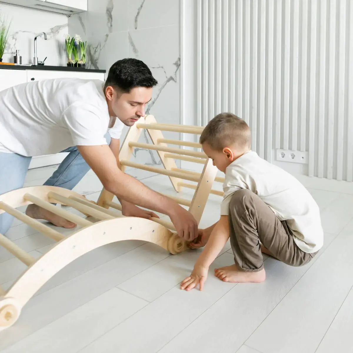 Ensemble d’escalade inclinable (set L avec Rocker) - bois brut (non verni), 18 à 24 mois - BusyKids by BusyKids