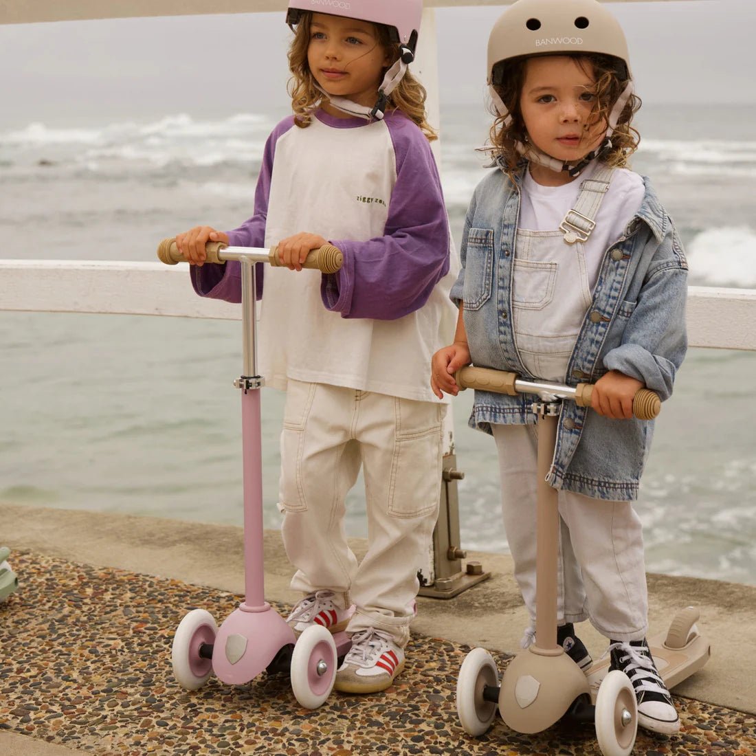 Casque Vélo Enfant – Beige Sable, écologique, léger et sécurisé dès 3 ans – Banwood - myplayground