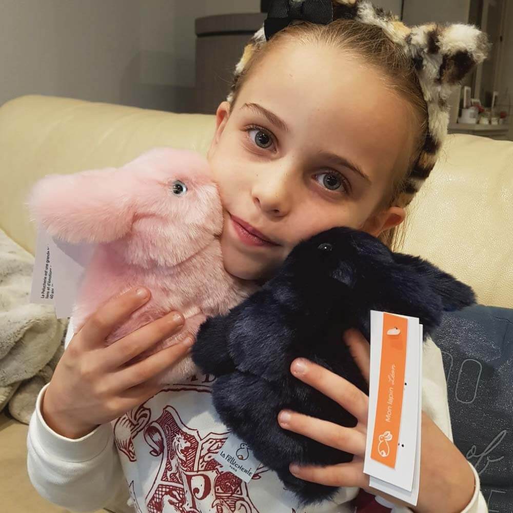 Ma peluche Lapin Léon - La Pelucherie - myplayground