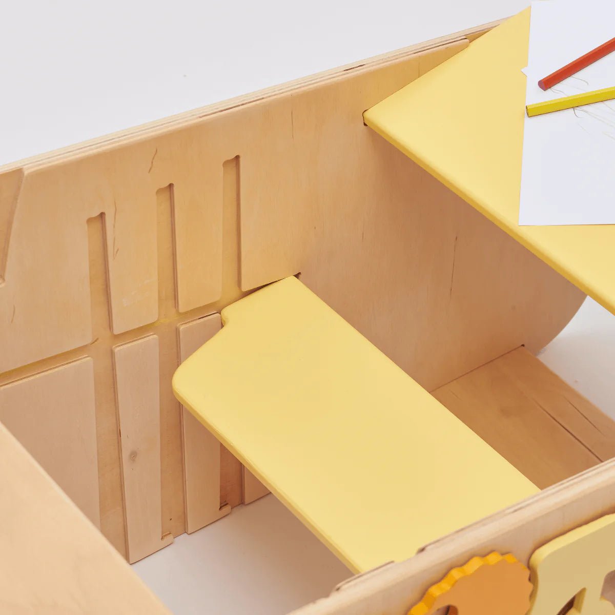 Tour d’Apprentissage Multifonctions 5 en 1 - vanille, bois brut (non verni), 18 à 24 mois - BusyKids - myplayground