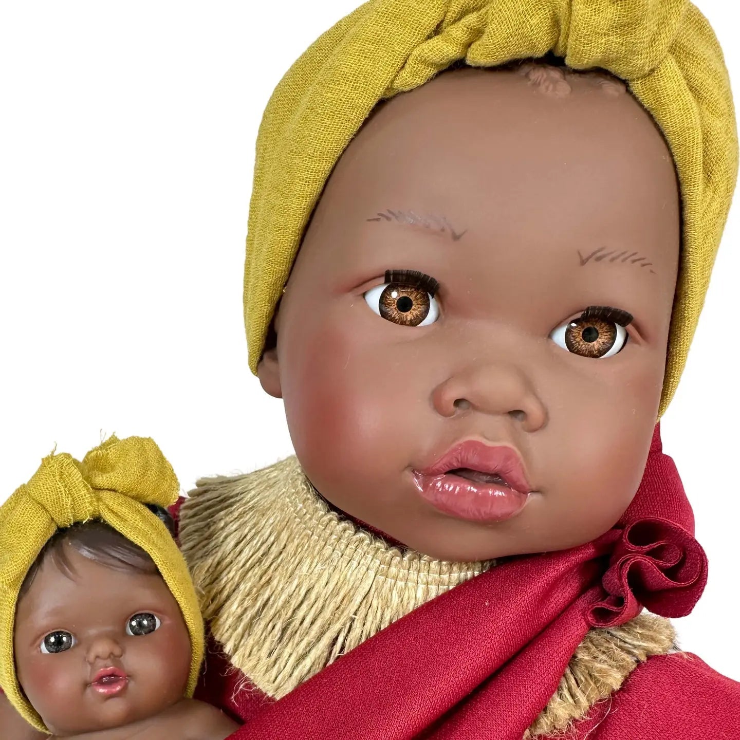 Poupée Alika avec bébé Burgundy by Nines Artesanals d'Onil