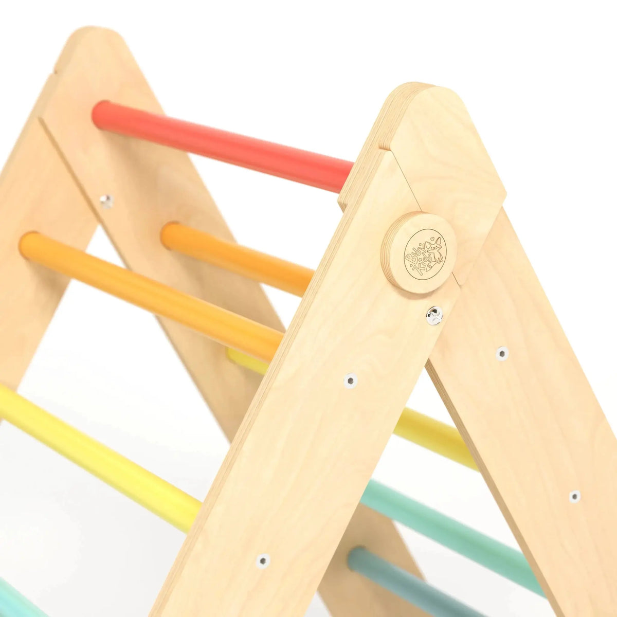Ensemble triangle pikler + planche + bascule d’équilibre -arc-en-ciel, bois Natura, 12 à 18 mois - BusyKids by BusyKids