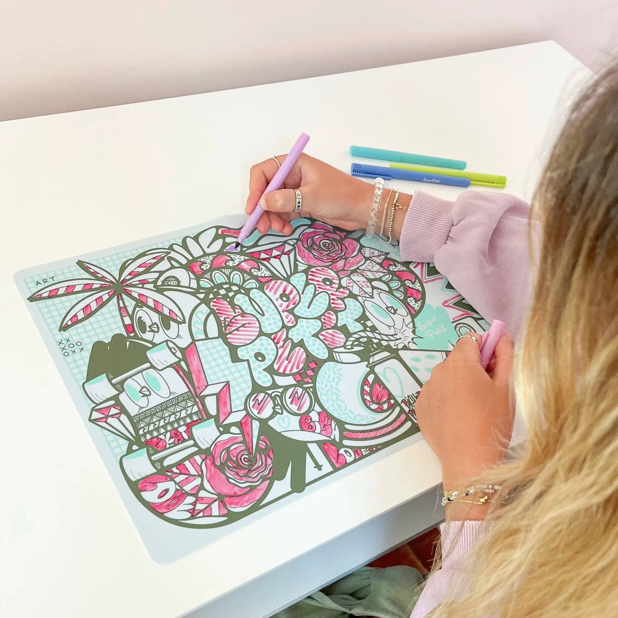 Set de Coloriage SuperPetit x BISHOPPARIGO 🌍 - Kit Créatif by SuperPetit