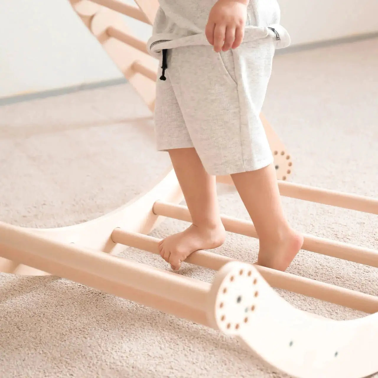 Ensemble d’escalade inclinable (set L avec Rocker) - bois brut (non verni), 18 à 24 mois - BusyKids by BusyKids