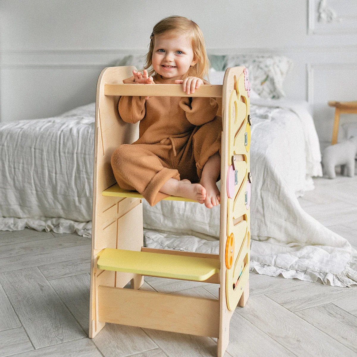 Tour d’Apprentissage Multifonctions 5 en 1 - vanille, bois brut (non verni), 18 à 24 mois - BusyKids - myplayground