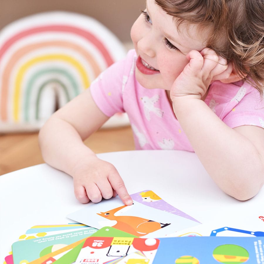 Devinettes Cache - Cache (3 ans +) - 3 Avancés - Banana Panda - myplayground