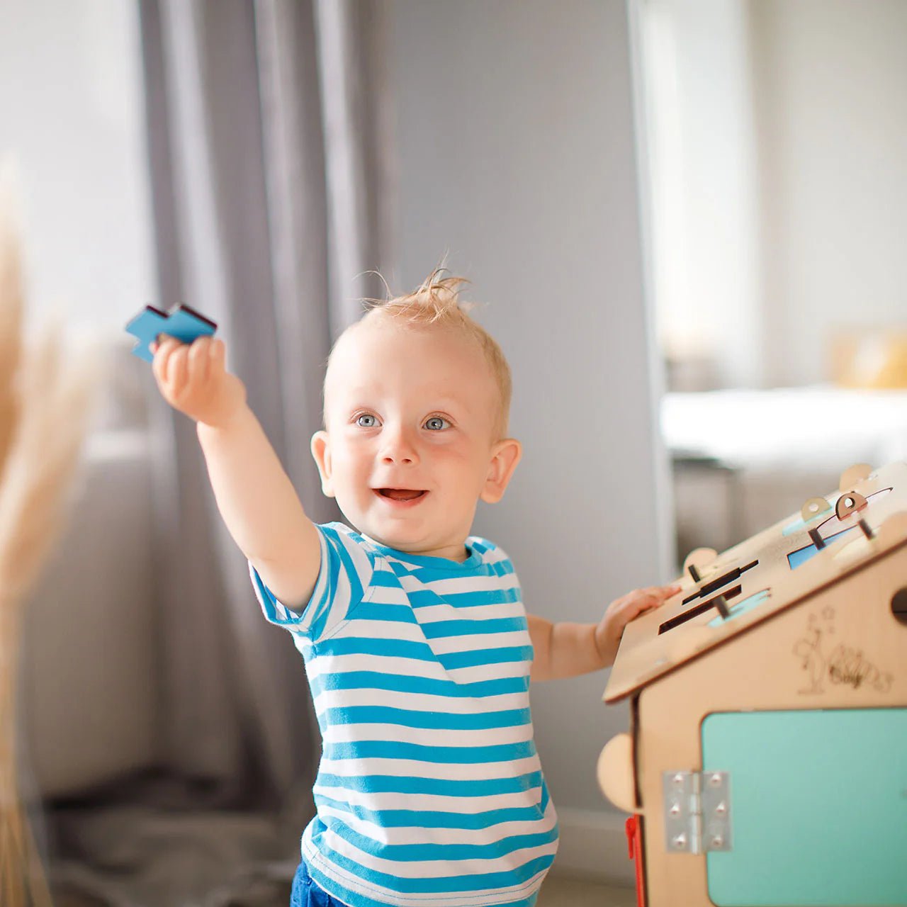Maisonnette Éducative - Bois Natura, 12 à 18 mois - BusyKids - myplayground