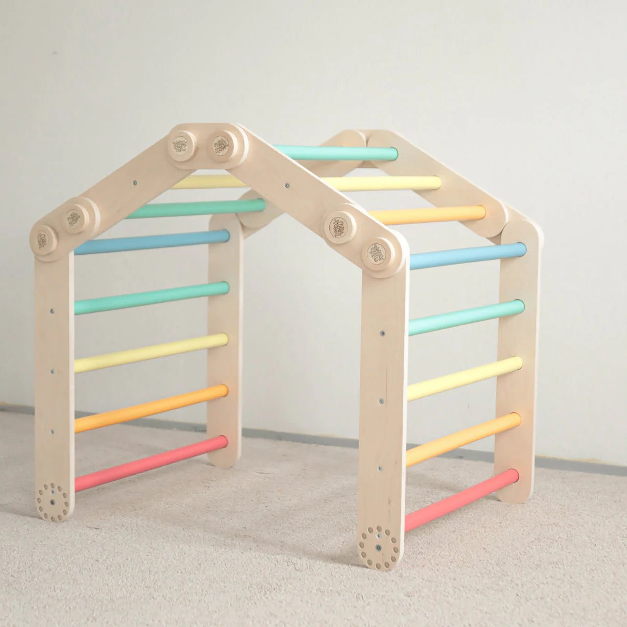 Ensemble d’escalade (set S) - arc - en - ciel, bois brut (non verni), 18 à 24 mois - BusyKids - myplayground