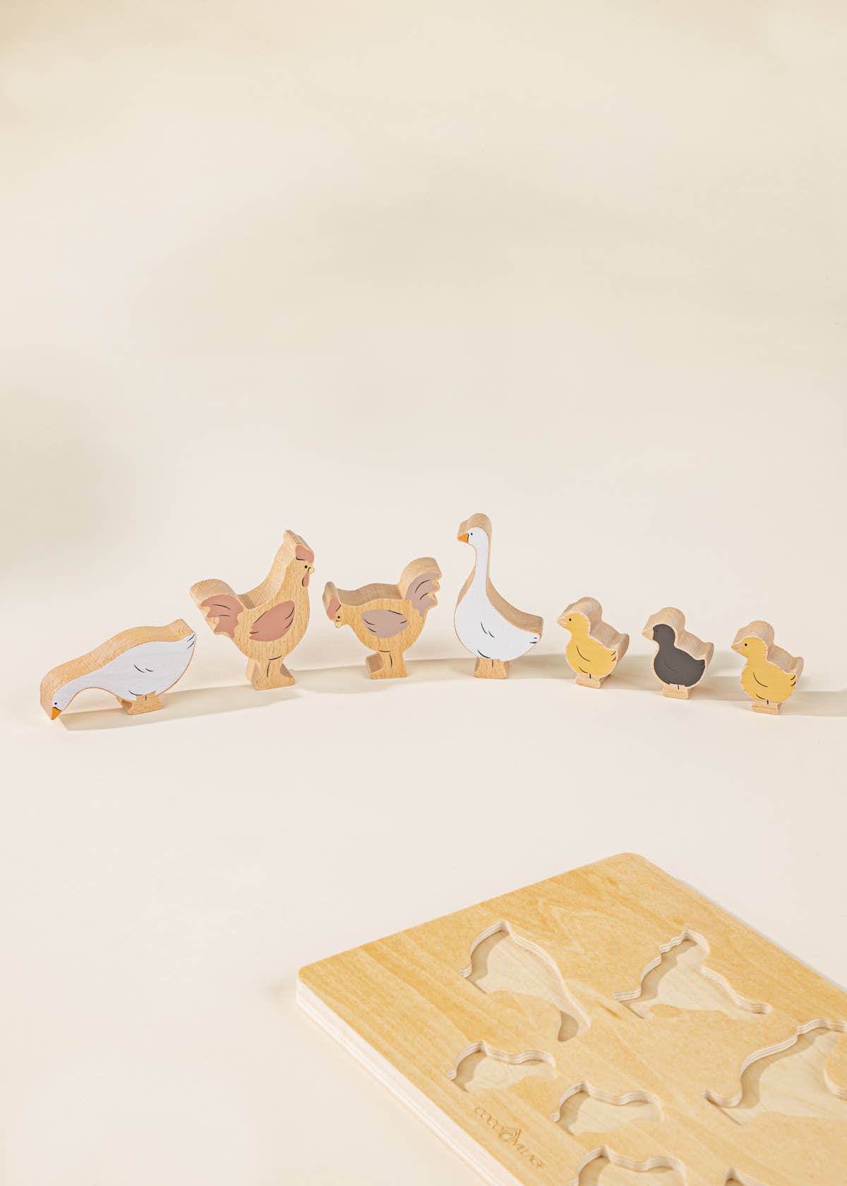 Ensemble de 6 animaux de basse - cour sur une assiette en bois - Coco Village - myplayground