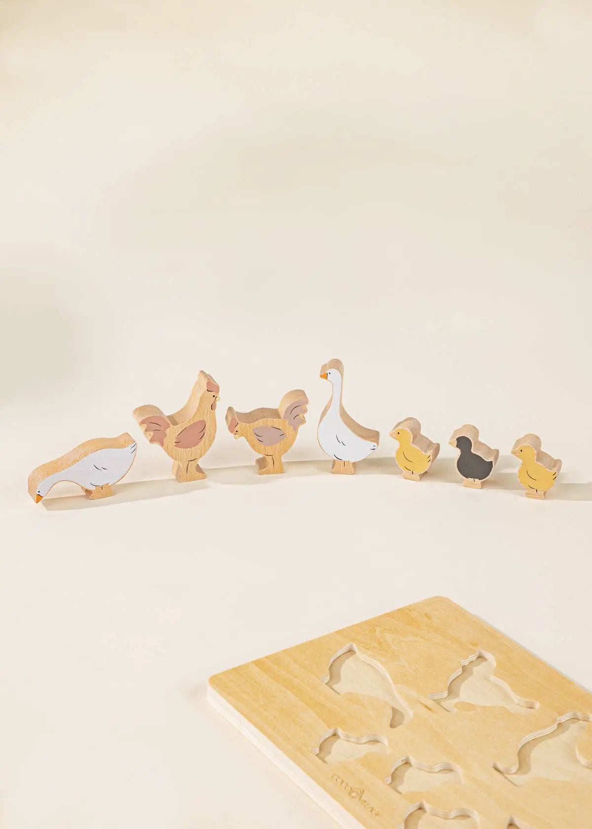 Ensemble de 6 animaux de basse-cour sur une assiette en bois - Coco Village by Coco Village