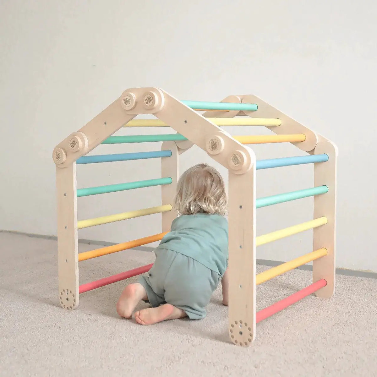 Ensemble d’escalade (set S) - arc-en-ciel, bois brut (non verni), 18 à 24 mois - BusyKids by BusyKids