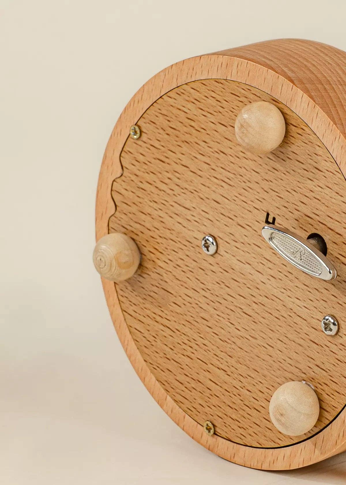 Boîte à musique en bois - The Millhouse - Coco Village - myplayground