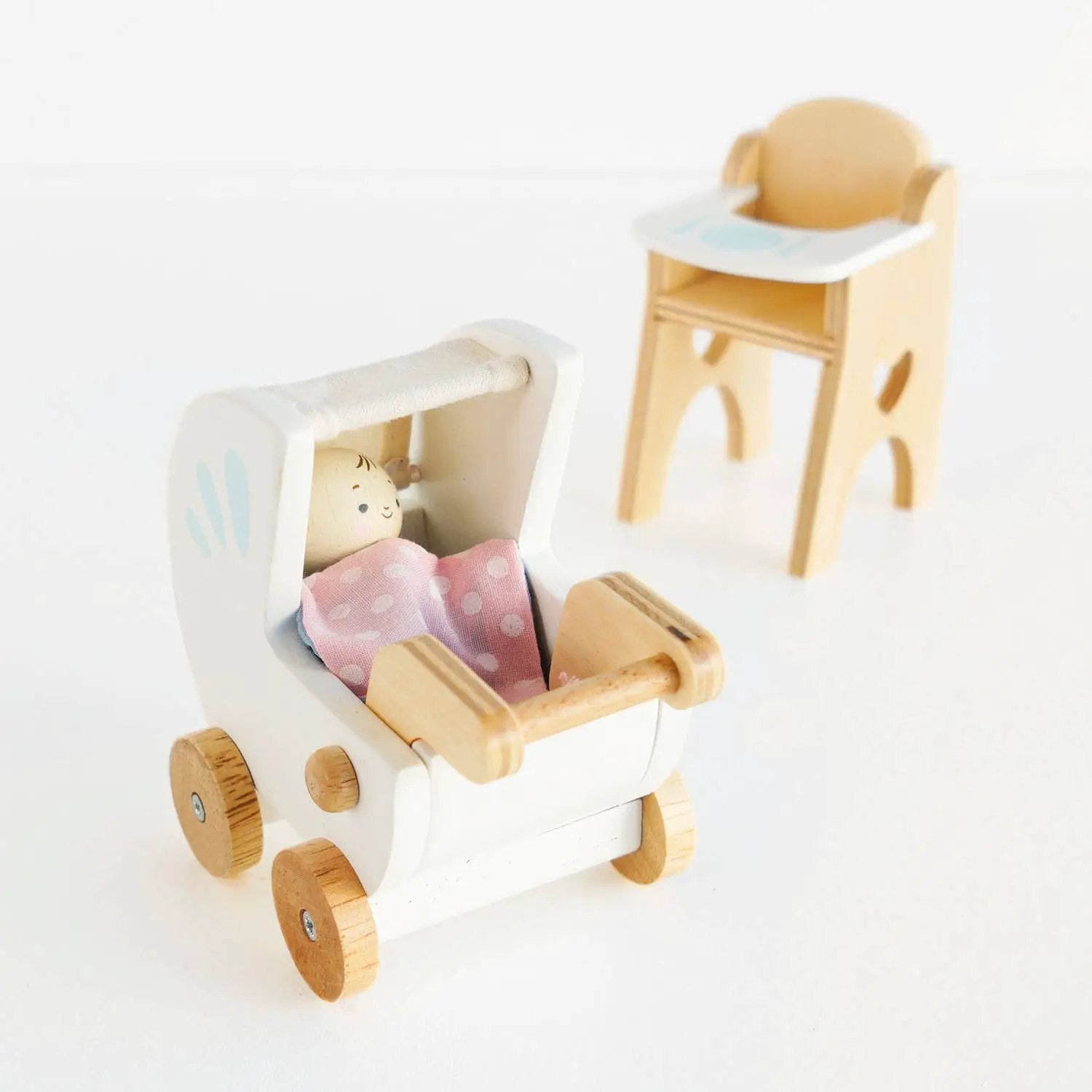 Enfant en bas âge avec équipement - Jeu éducatif enfant by Le Toy Van