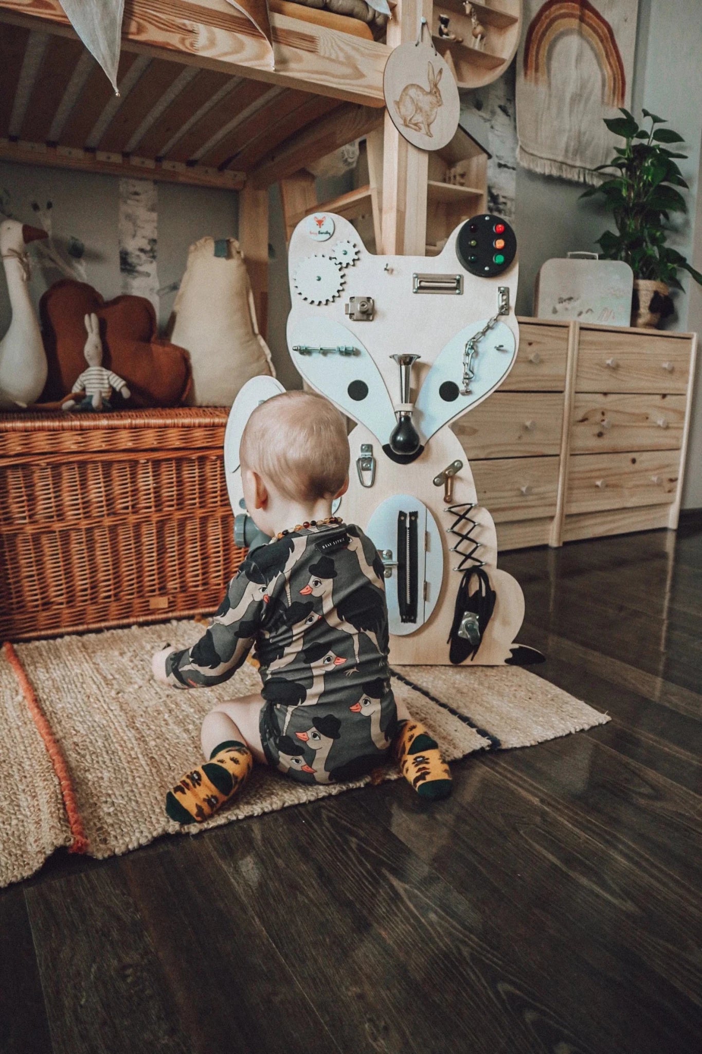 Fox Woody Busy Board - Planche sensorielle - Jeu de motricite fine pour enfant ( 3 ans et + ) - myplayground