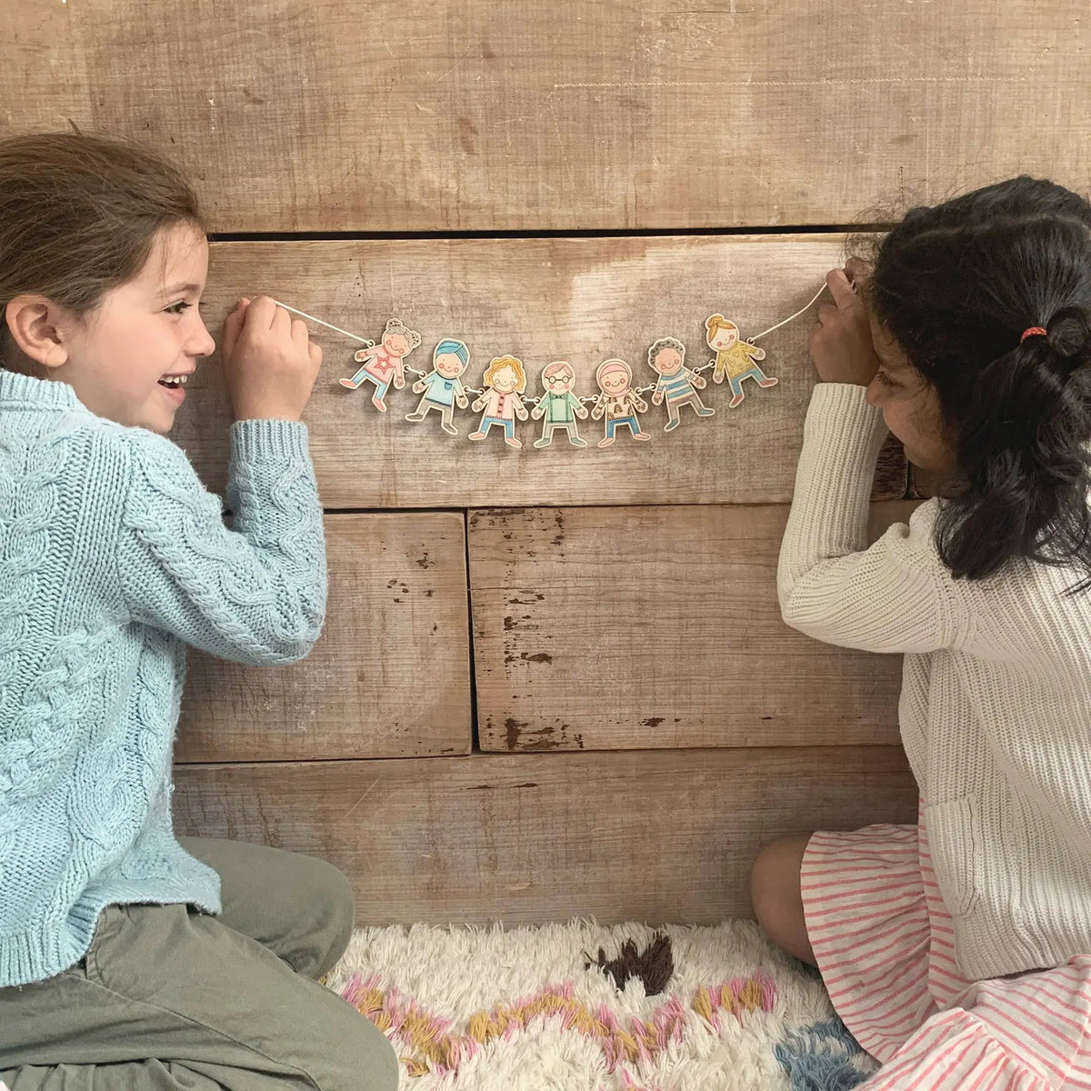 Kit de bricolage « Poupées en papier » en bois by Cotton Twist