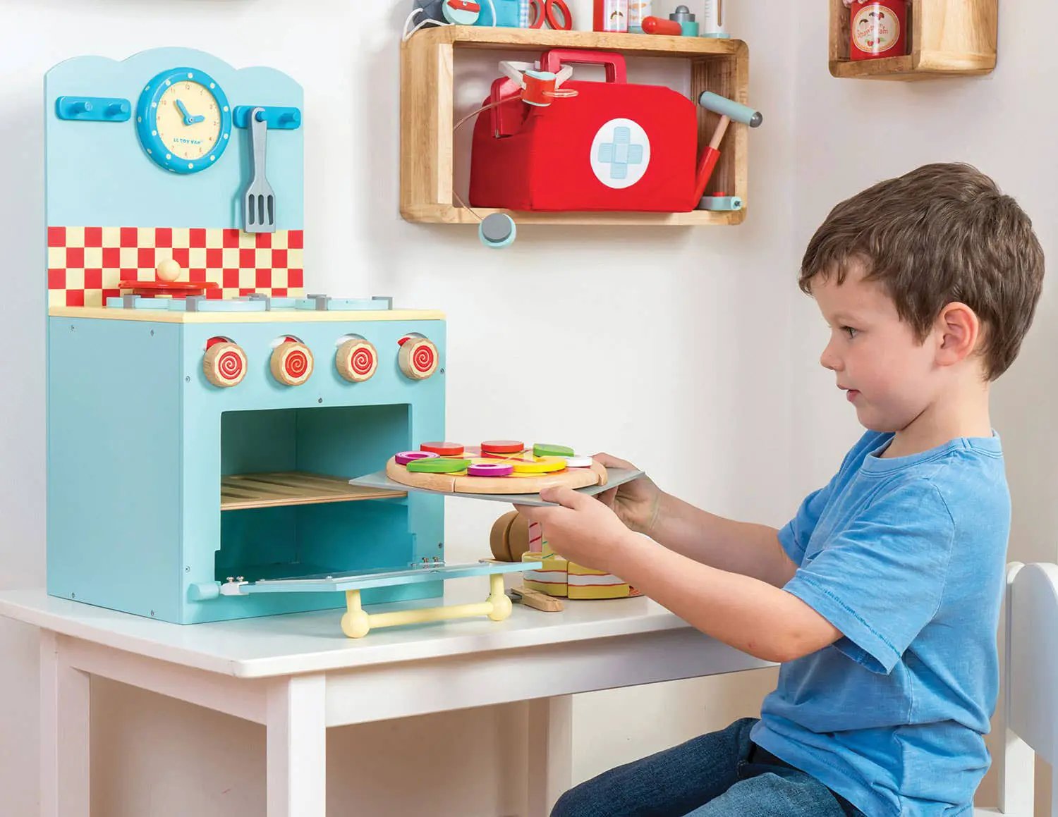 Four et plaque de cuisson bleus - Jeu Montessori enfant by Le Toy Van