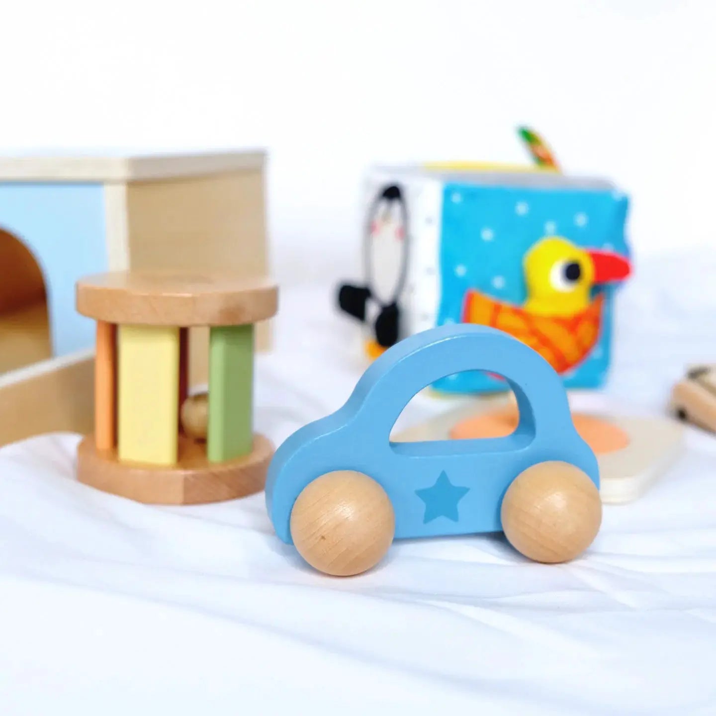 Coffret de Jeu Montessori pour les enfants - 6 à 12 mois - BusyKids by BusyKids