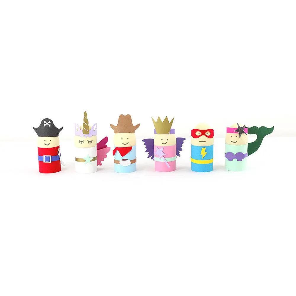 Boîte d'activités avec personnages en forme de coquetier de Pâques by Cotton Twist