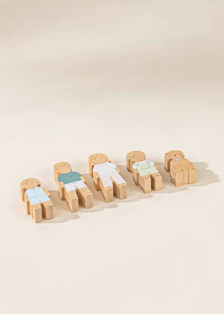 Ensemble de 5 personnages de maison de poupée familiale en bois - Coco Village by Coco Village