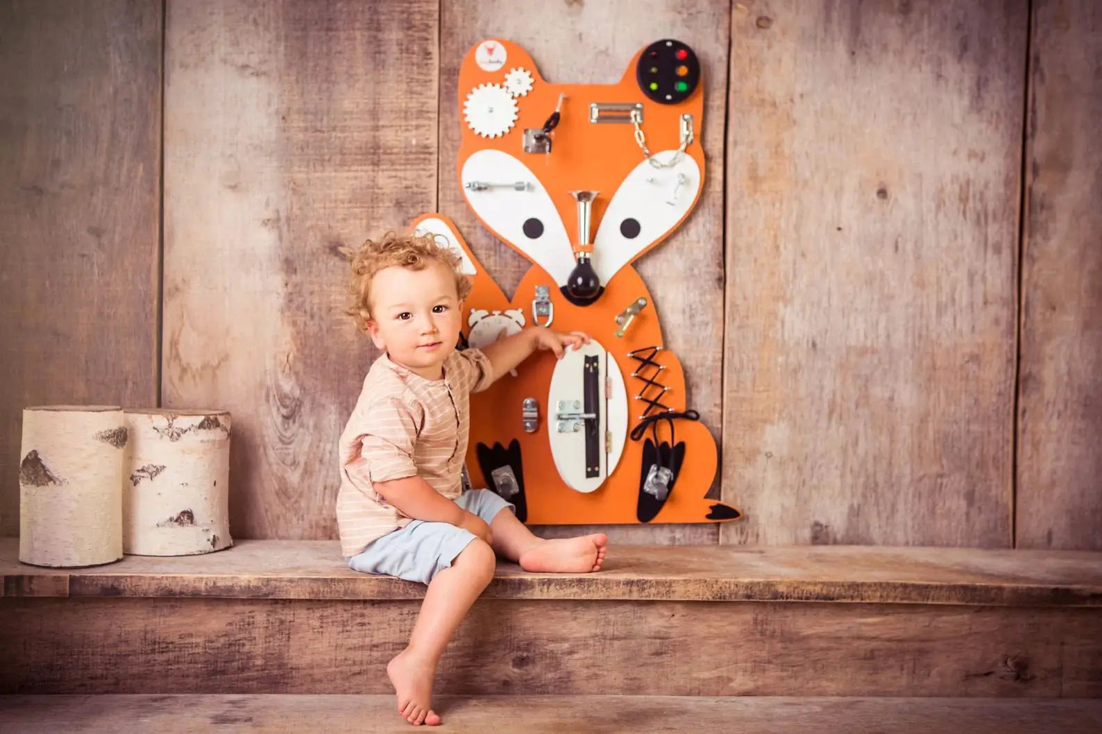 Hubbie the Dreamer Busy Board Fox - Planche sensorielle - Jeu de motricite fine pour enfant (3 ans et +) by FoxyFamily