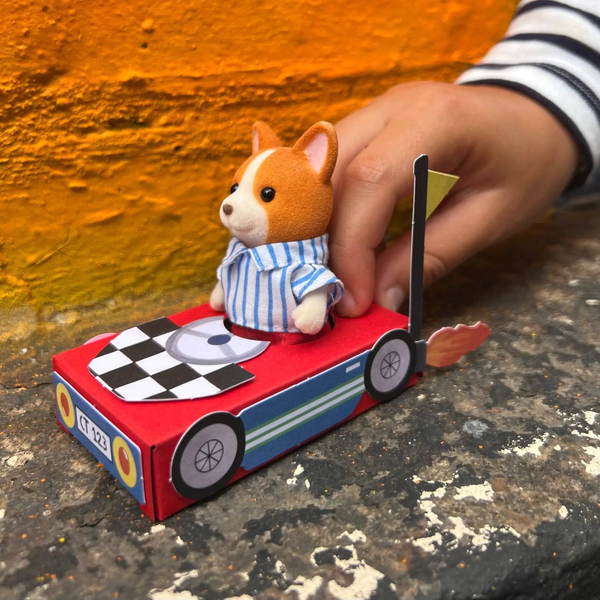 Créez votre propre voiture de course Matchbox by Cotton Twist