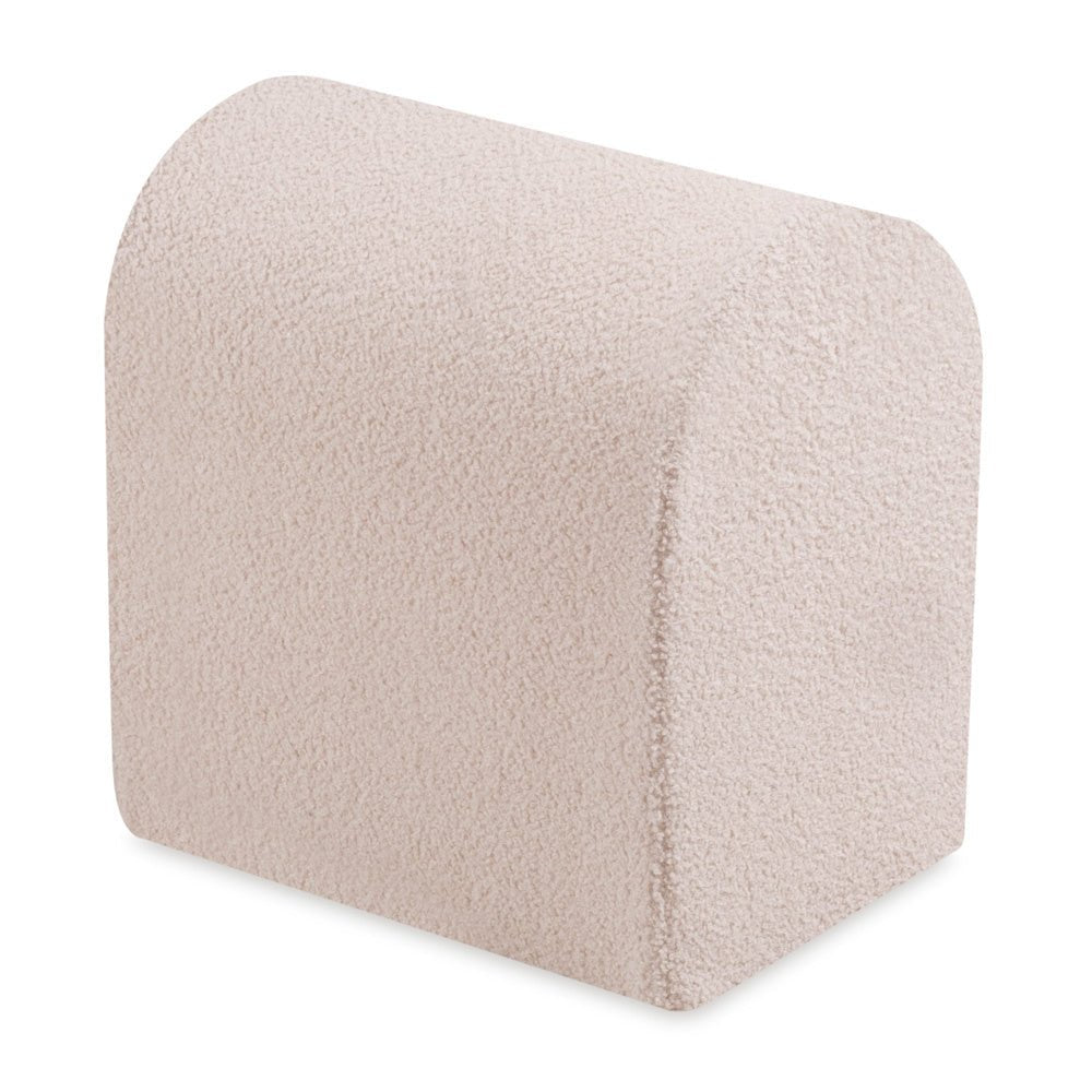 Château de terrain de jeu avec piscine +150 balles (perle, or) – Peau de mouton crème – Plush Nest - myplayground