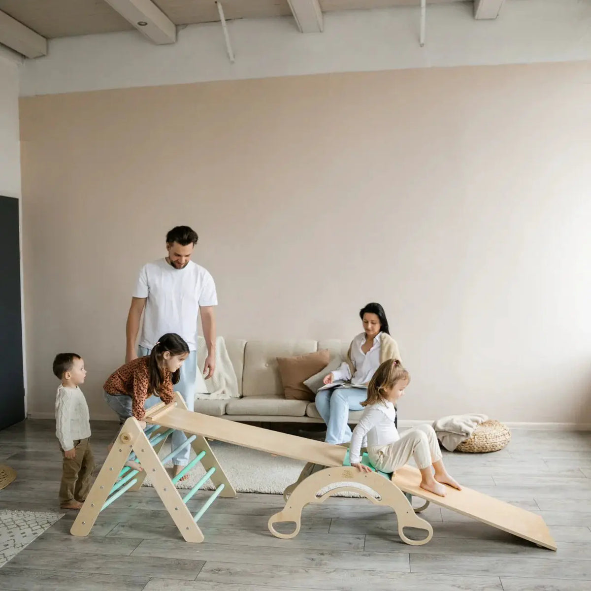 Ensemble triangle pikler + 2 Planches à Double Face + Bascule d’Équilibre - Menthe, bois natura, 12 à 18 mois - BusyKids by BusyKids