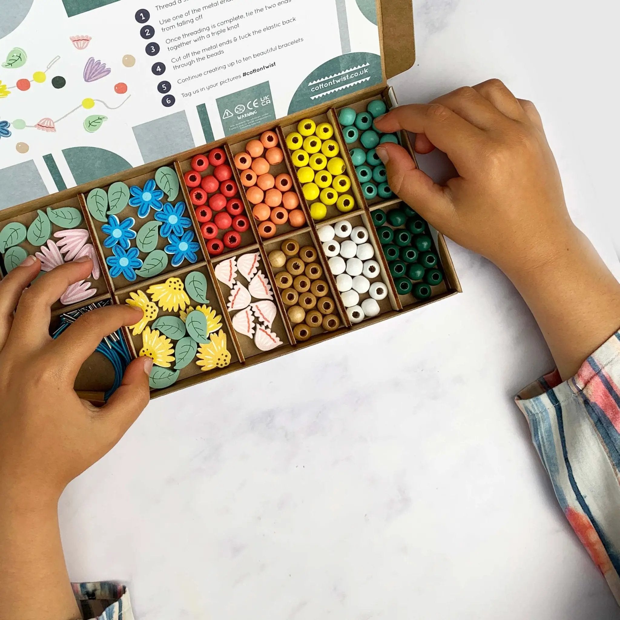 Kit de fabrication de bracelets de fleurs sauvages by Cotton Twist