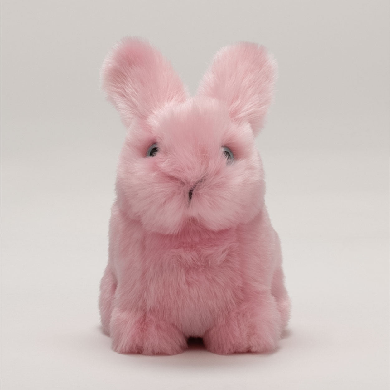 Ma peluche Lapin Léon - La Pelucherie by La Pelucherie