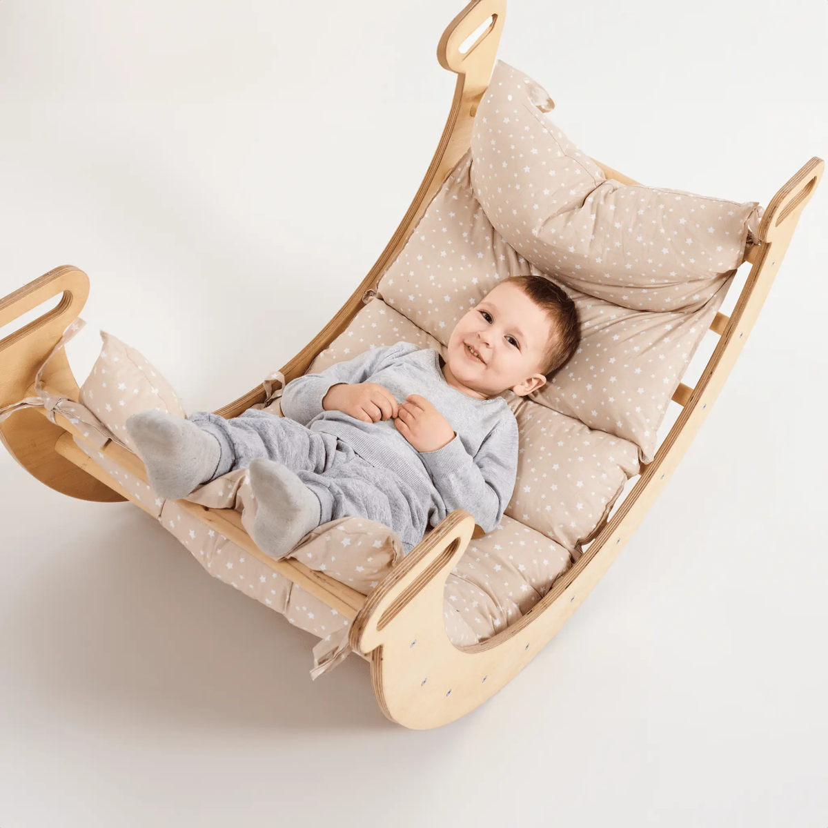 Goodevas Climbing Arch Cushion for Kids Soft Cloud Like Seat with Star Pattern Montessori Inspired by Goodevas