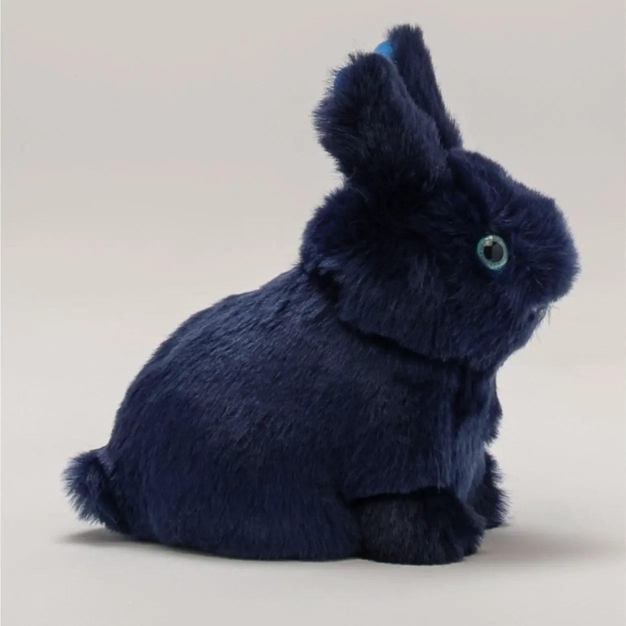 Ma peluche Lapin Léon - La Pelucherie by La Pelucherie